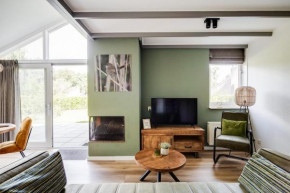 Grasmus I Kalme Woning met Openhaard en Tuin